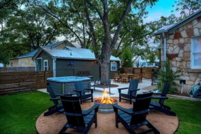 The Rock Haus - Fire Pit & Hot Tub